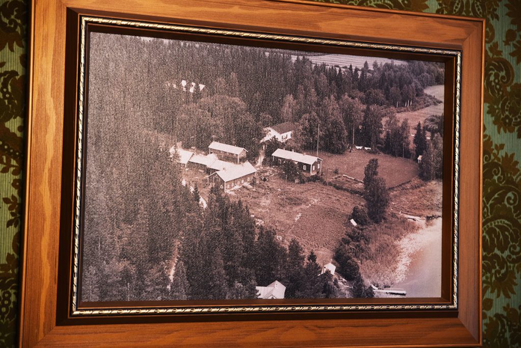 Historiallinen ilmakuva Inkalan pihapiiristä vuodelta 1960.